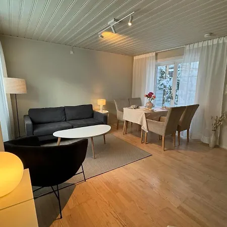 Large 1 Kilometer To Bryggen Apartment *